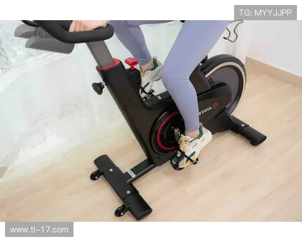 腰部健身器材推荐：专为腰部塑形设计的器材